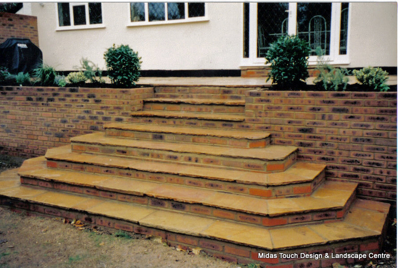 Midas Touch Landscapes - Hertfordshire landscaping, driveways, patios and paving projects