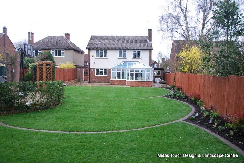 Midas Touch Landscapes - Hertfordshire landscaping, driveways, patios and paving projects